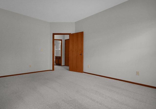 7688 Slate Ridge Boulevard, Reynoldsburg, OH 43068