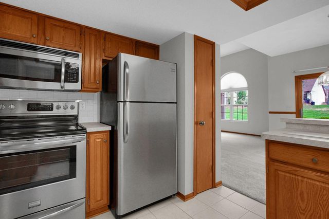 7688 Slate Ridge Boulevard, Reynoldsburg, OH 43068