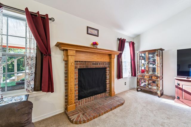 91 Plum Tree Road, Salina, OK 74365