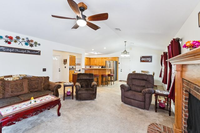 91 Plum Tree Road, Salina, OK 74365