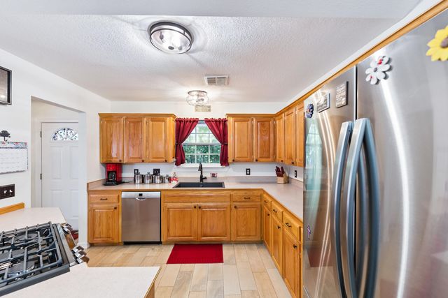 91 Plum Tree Road, Salina, OK 74365