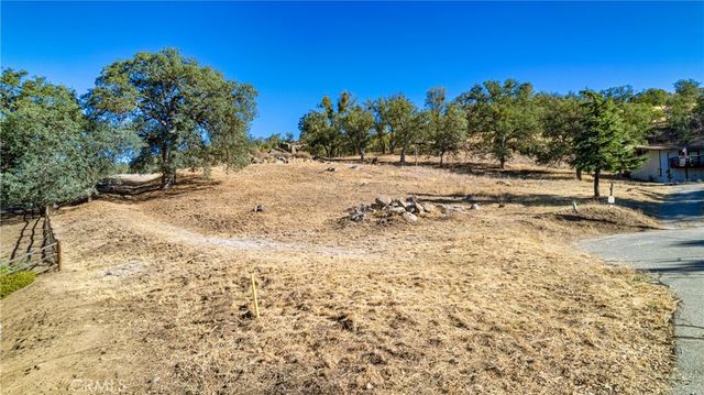 24281 Arroyo Court, Tehachapi, CA 93561