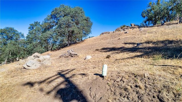 24281 Arroyo Court, Tehachapi, CA 93561
