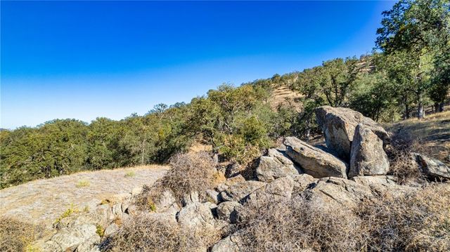 24281 Arroyo Court, Tehachapi, CA 93561