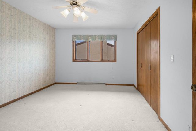 3401 N FIESTA DRIVE, Appleton, WI 54911