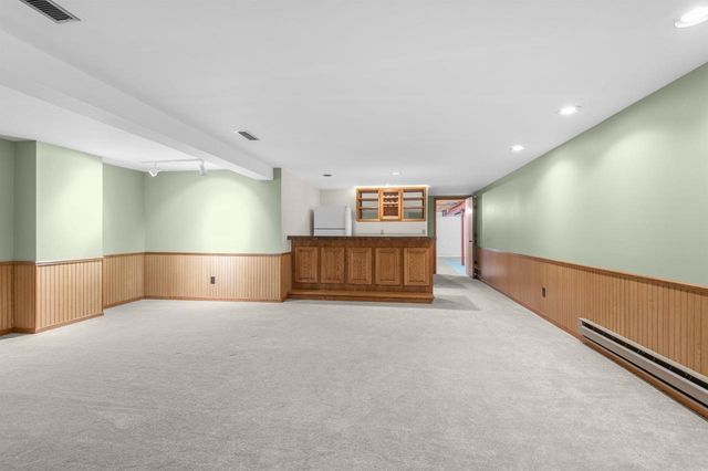 3401 N FIESTA DRIVE, Appleton, WI 54911