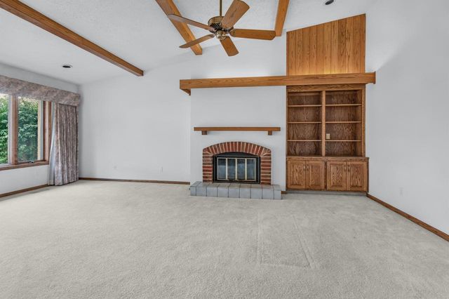 3401 N FIESTA DRIVE, Appleton, WI 54911