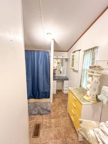 156 Davis Kee Rd, Camden, TN 38320