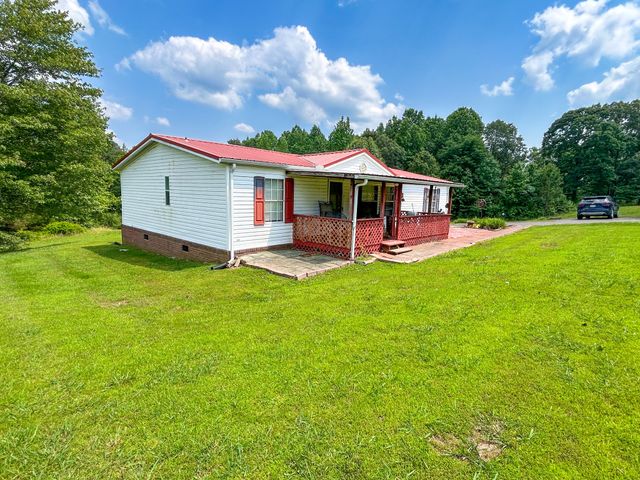 156 Davis Kee Rd, Camden, TN 38320