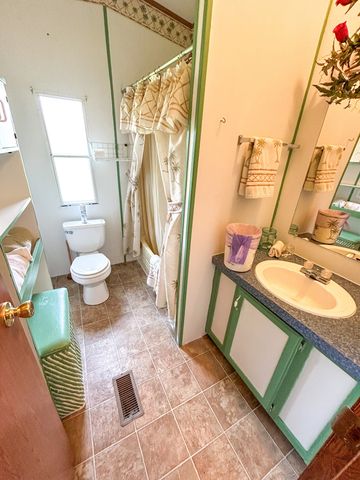 156 Davis Kee Rd, Camden, TN 38320
