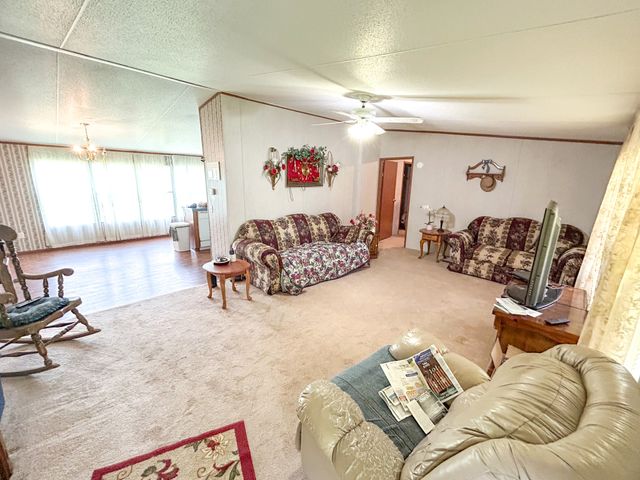 156 Davis Kee Rd, Camden, TN 38320