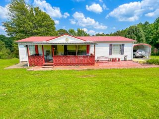 156 Davis Kee Rd, Camden, TN 38320