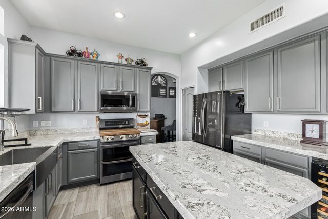 3952 N EL SERENO --, Mesa, AZ 85207