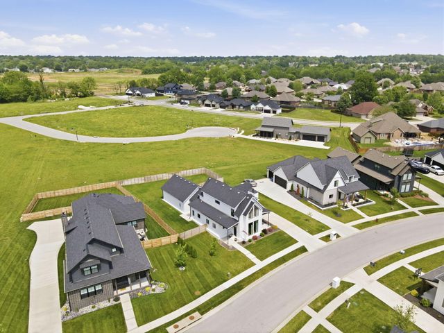 965 E Valley Trail Drive, Republic, MO 65738