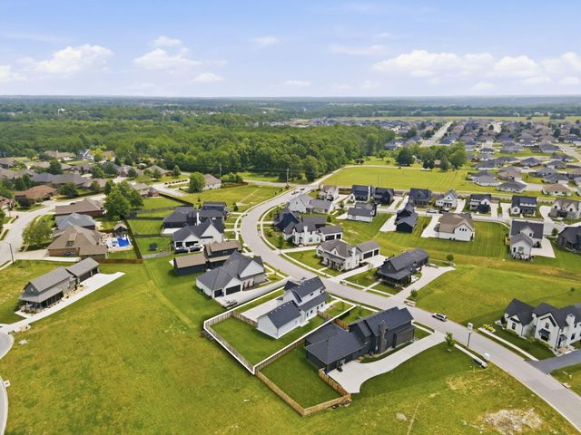 965 E Valley Trail Drive, Republic, MO 65738