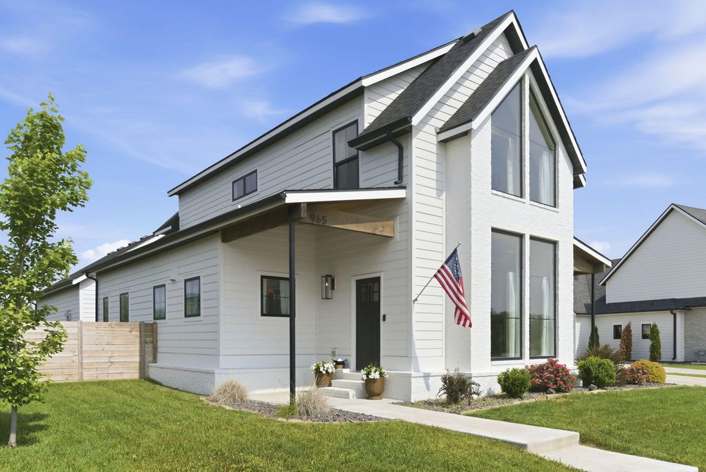965 E Valley Trail Drive, Republic, MO 65738