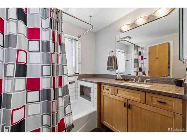 6058 S Swadley Way, Littleton, CO 80127