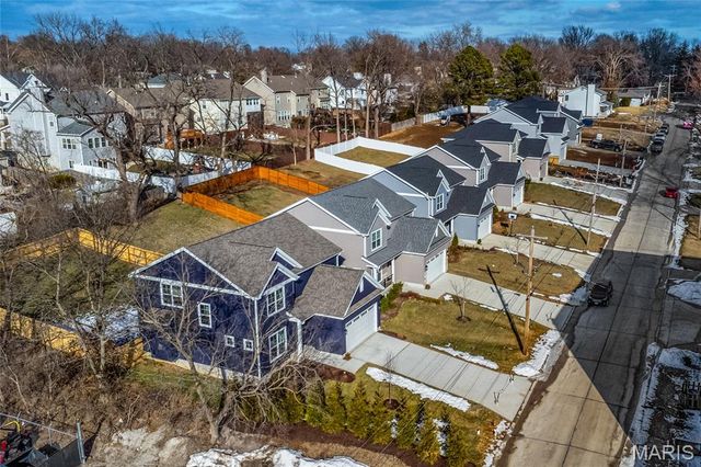 9241 Merritt Avenue, Rock Hill, MO 63144