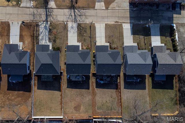 9241 Merritt Avenue, Rock Hill, MO 63144