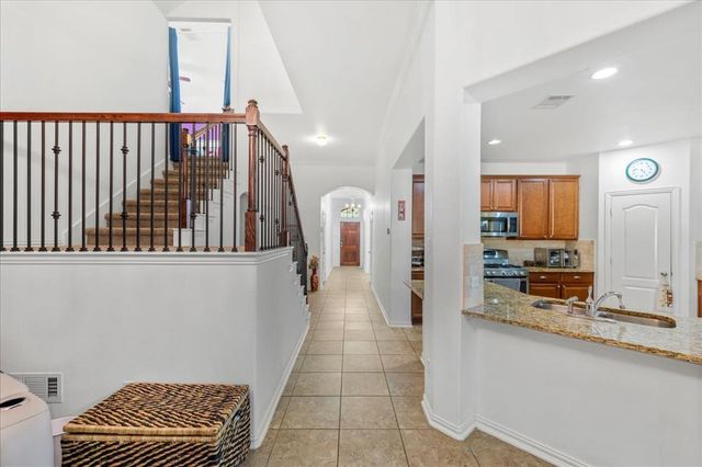 349 Razzmatazz TRL, Buda, TX 78610