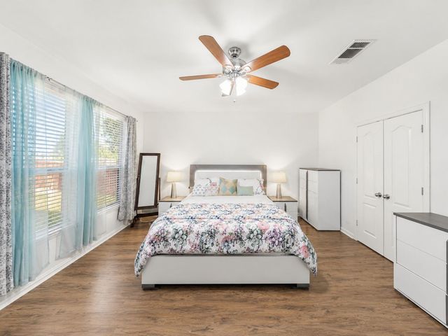 349 Razzmatazz TRL, Buda, TX 78610