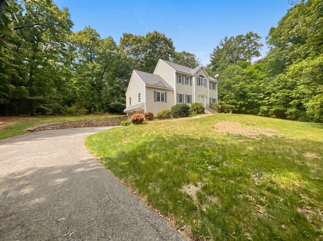14 Smith Rd, Sutton, MA 01590