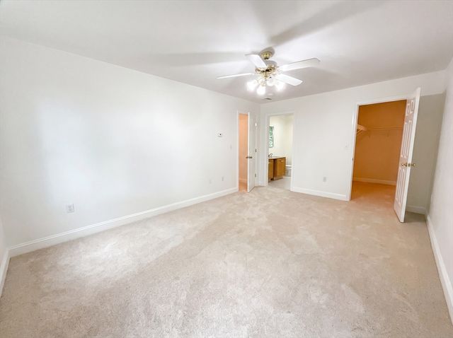 14 Smith Rd, Sutton, MA 01590