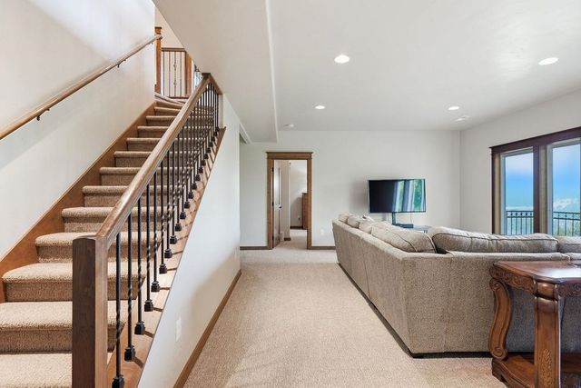 1211 E Quartz Ln, Spokane, WA 99208