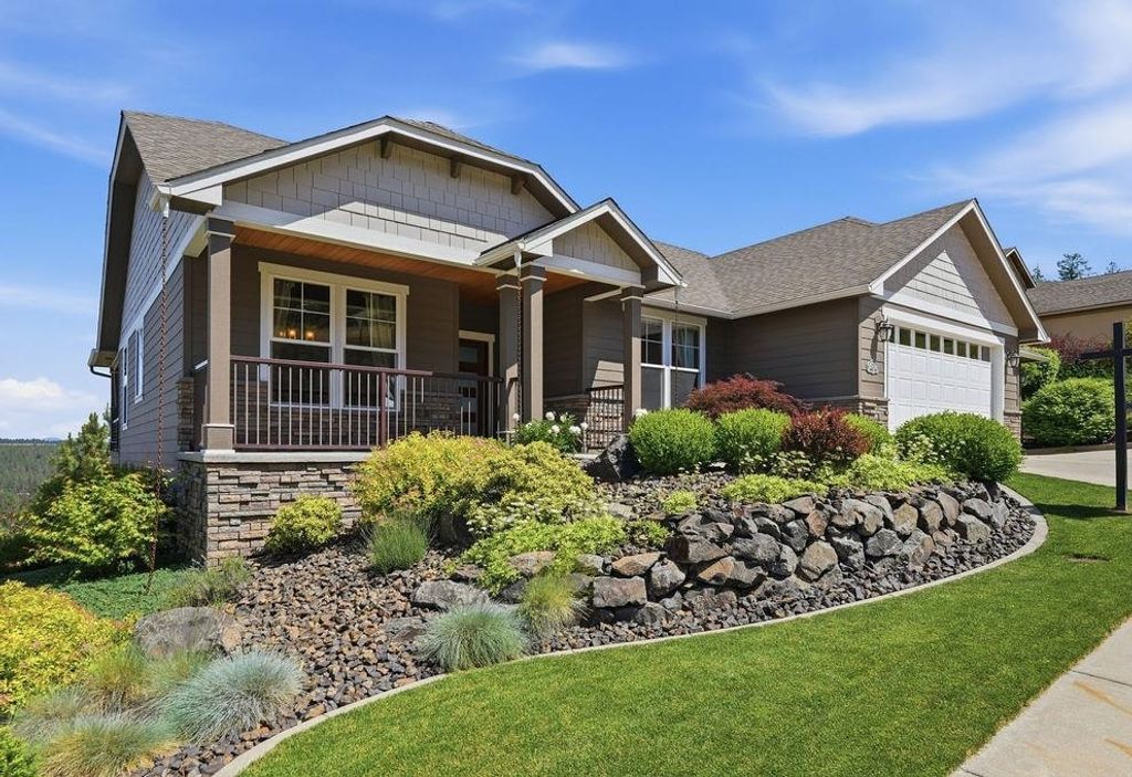1211 E Quartz Ln, Spokane, WA 99208 photo 2