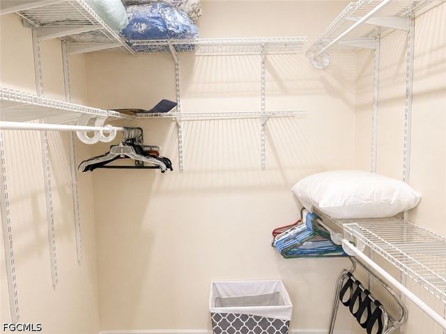 11300 Caravel CIR 203, Fort Myers, FL 33908