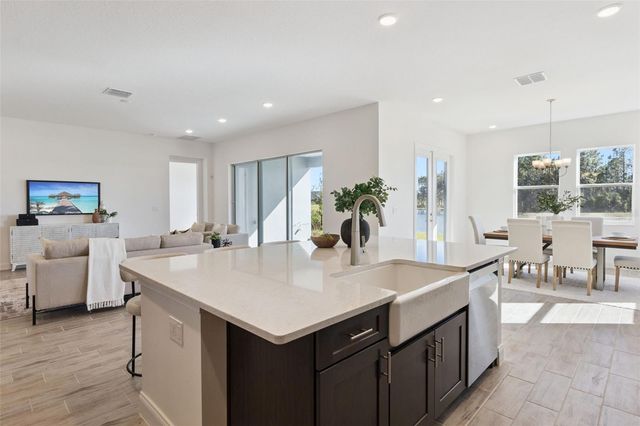 2574 WISE RIVER LANE, Zephyrhills, FL 33541