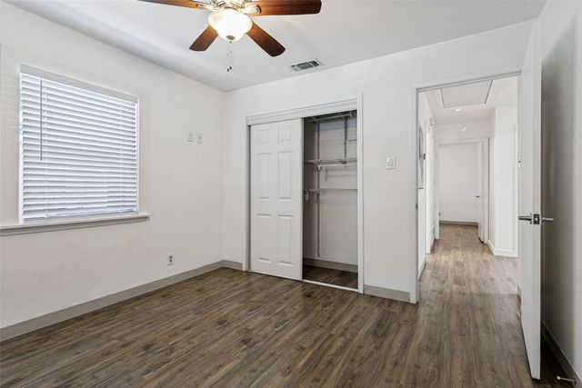 403 E Franklin Street, Grapevine, TX 76051