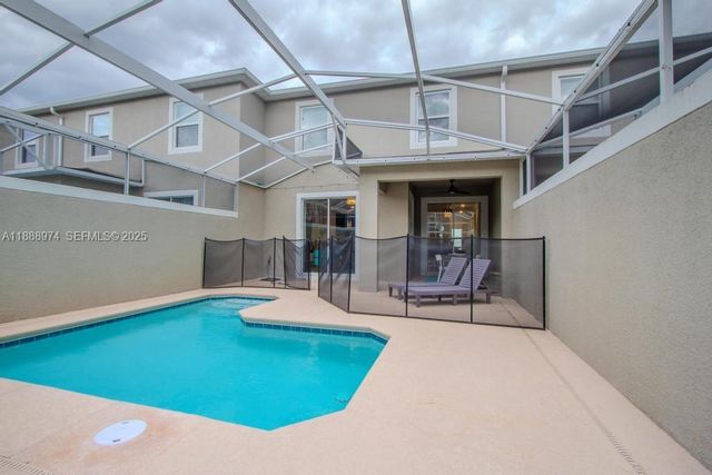 962 Splash Shot Place, Kissimmee, FL 33896