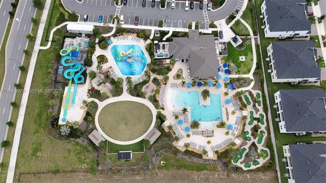 962 Splash Shot Place, Kissimmee, FL 33896