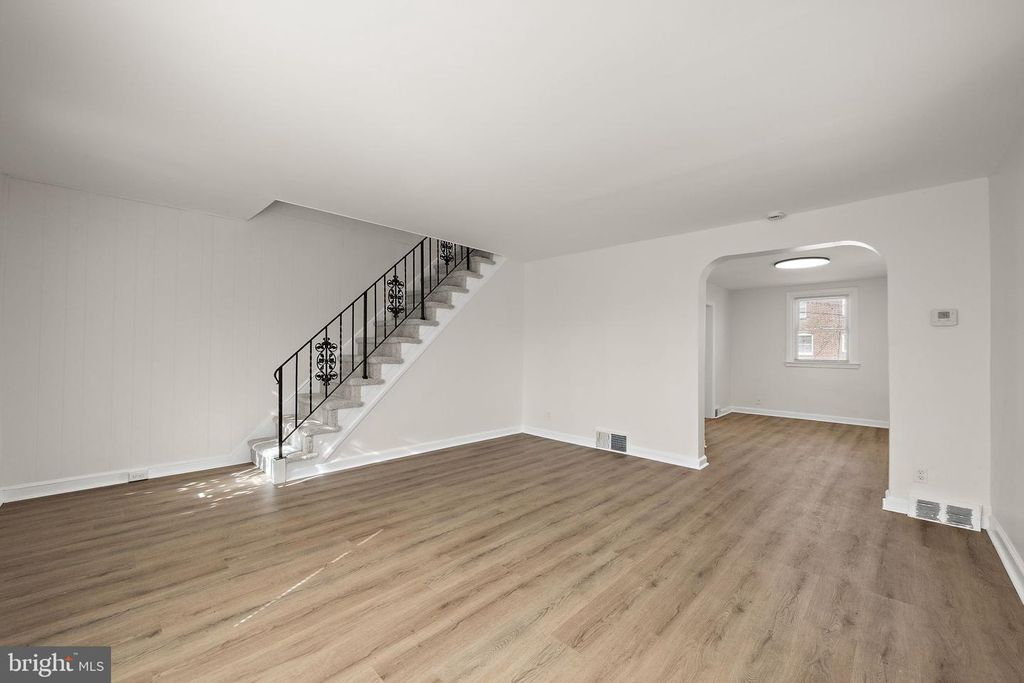 4017 BRUNSWICK AVE, DREXEL HILL, PA 19026 — photo 3