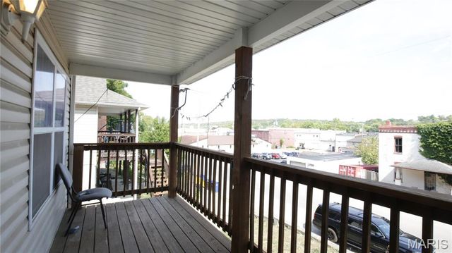 424 S 2nd Street, De Soto, MO 63020