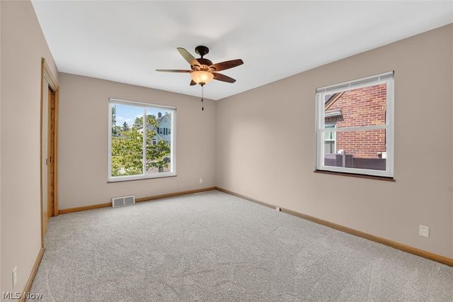 8020 Whitehaven Drive, Parma, OH 44129
