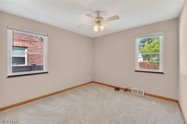 8020 Whitehaven Drive, Parma, OH 44129