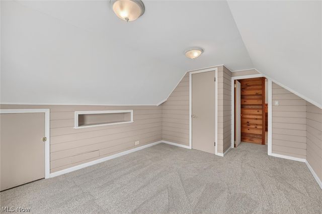 8020 Whitehaven Drive, Parma, OH 44129