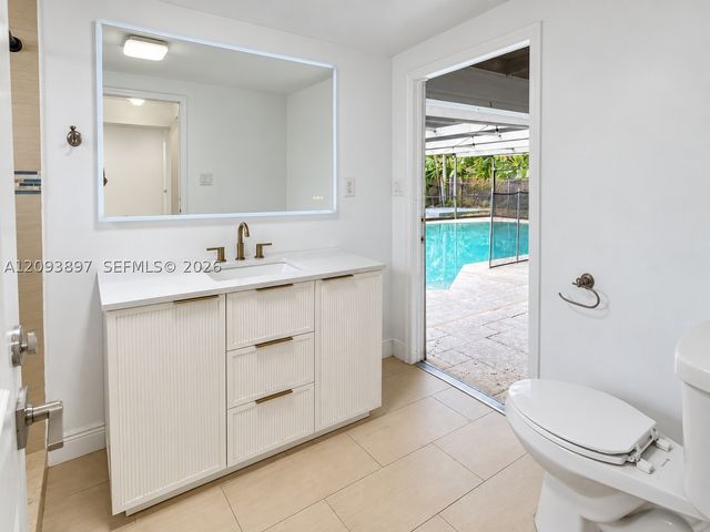 5714 Greene St, Hollywood, FL 33021