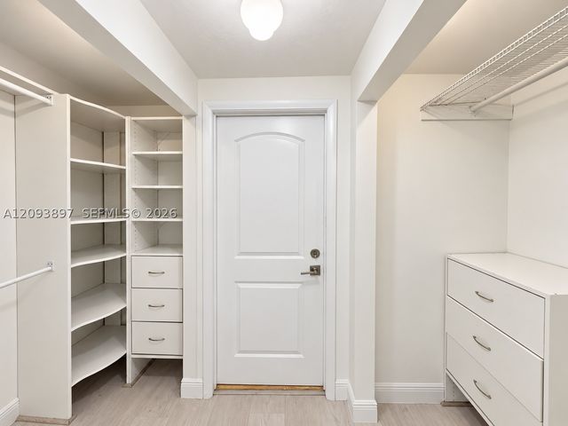 5714 Greene St, Hollywood, FL 33021
