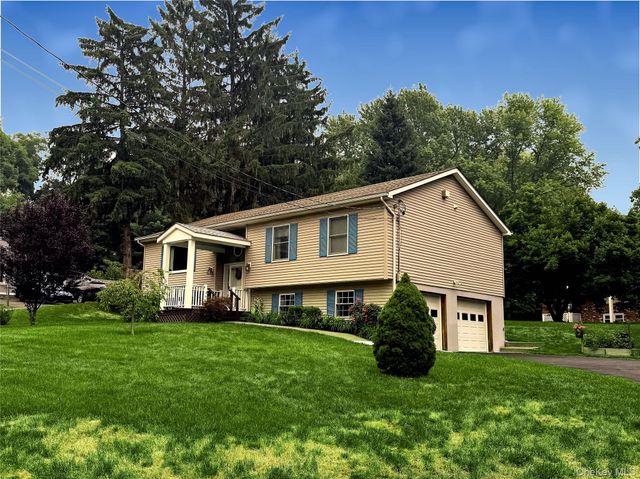 40 Simmons Lane, Beacon, NY 12508