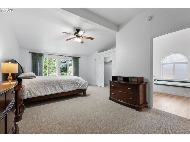 3220 CRESCENT Ave 66, Eugene, OR 97408