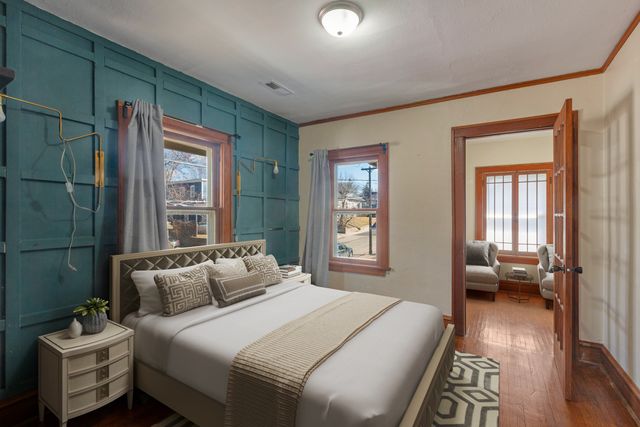 371 North Street, Elgin, IL 60120