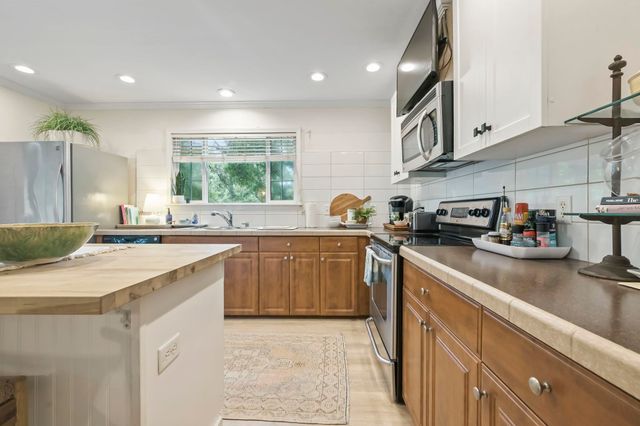 195 Hawks Nest Circle, Murrells Inlet, SC 29576