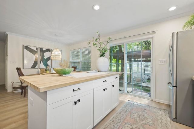 195 Hawks Nest Circle, Murrells Inlet, SC 29576