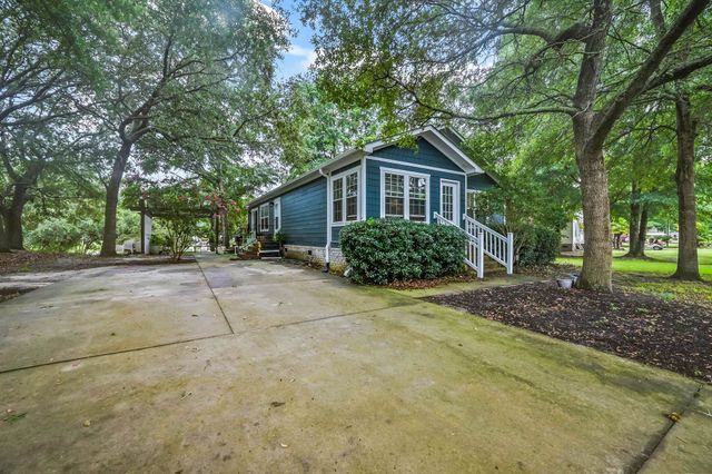 195 Hawks Nest Circle, Murrells Inlet, SC 29576