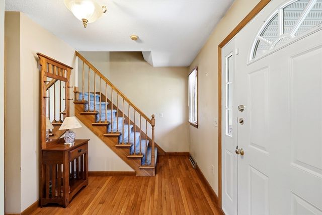 16 Lessard, East Longmeadow, MA 01028