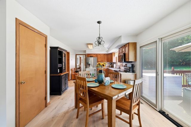 16 Lessard, East Longmeadow, MA 01028