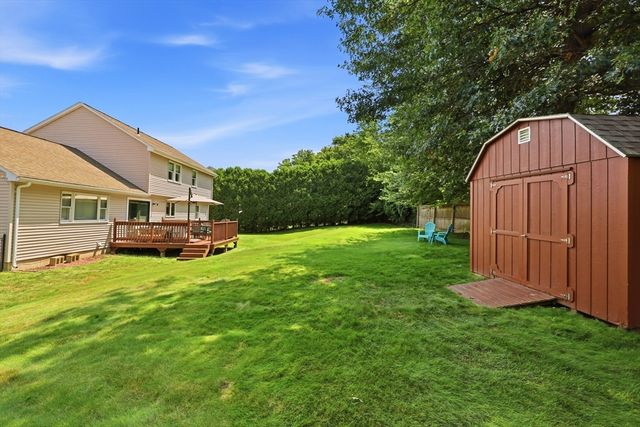 16 Lessard, East Longmeadow, MA 01028